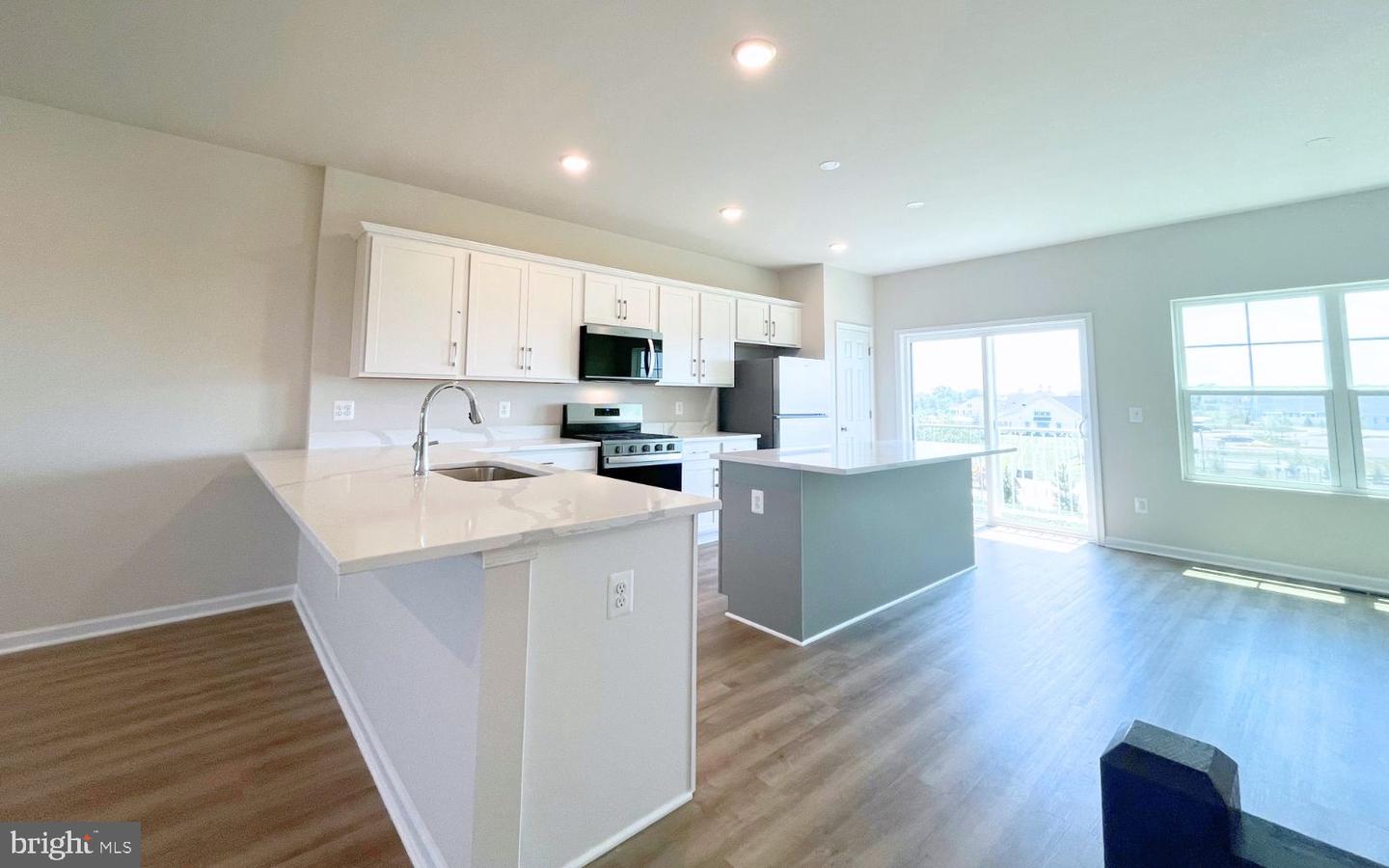 116 Swansong Pl Property Photo 7