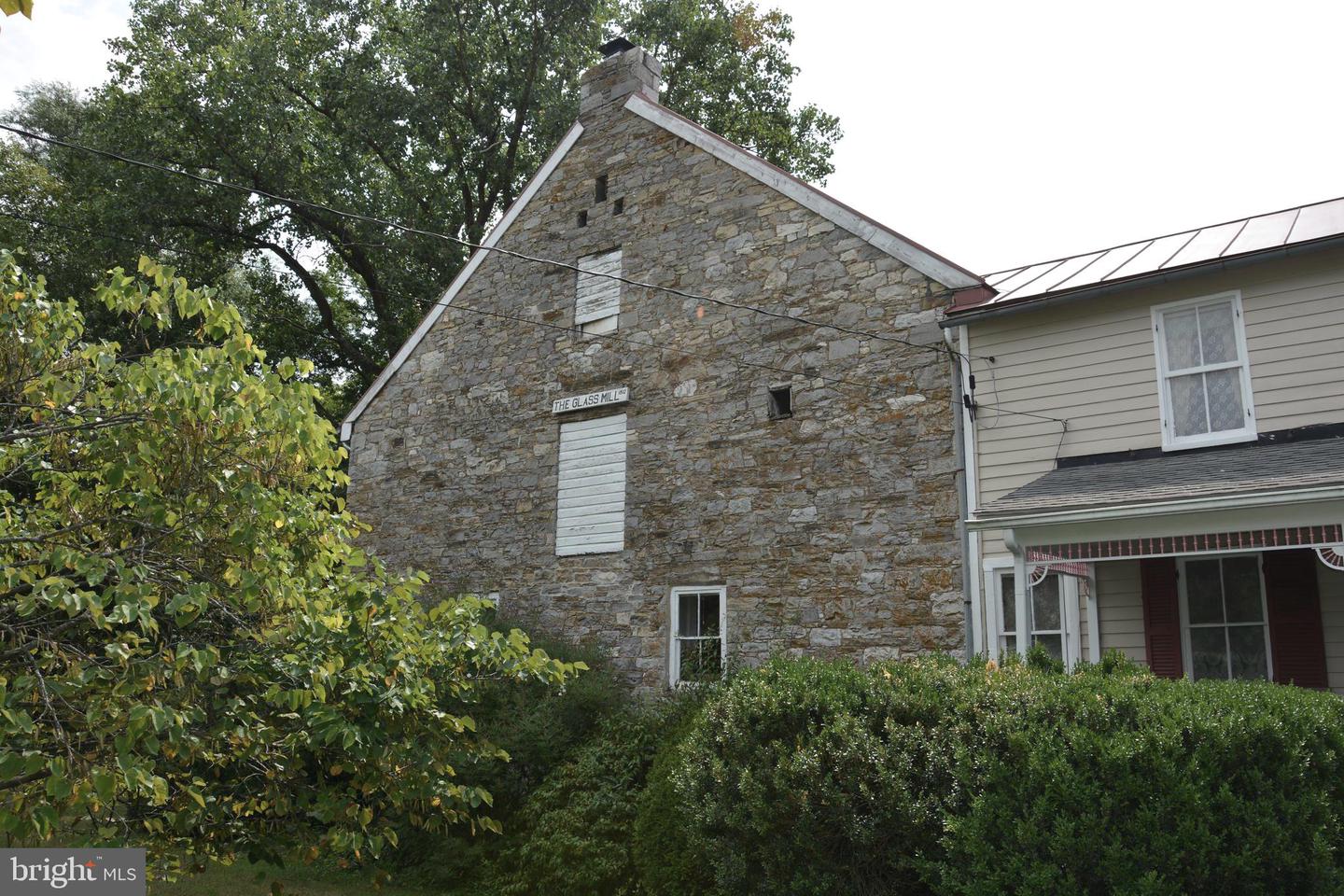2431 Cedar Creek Grade Property Photo 3