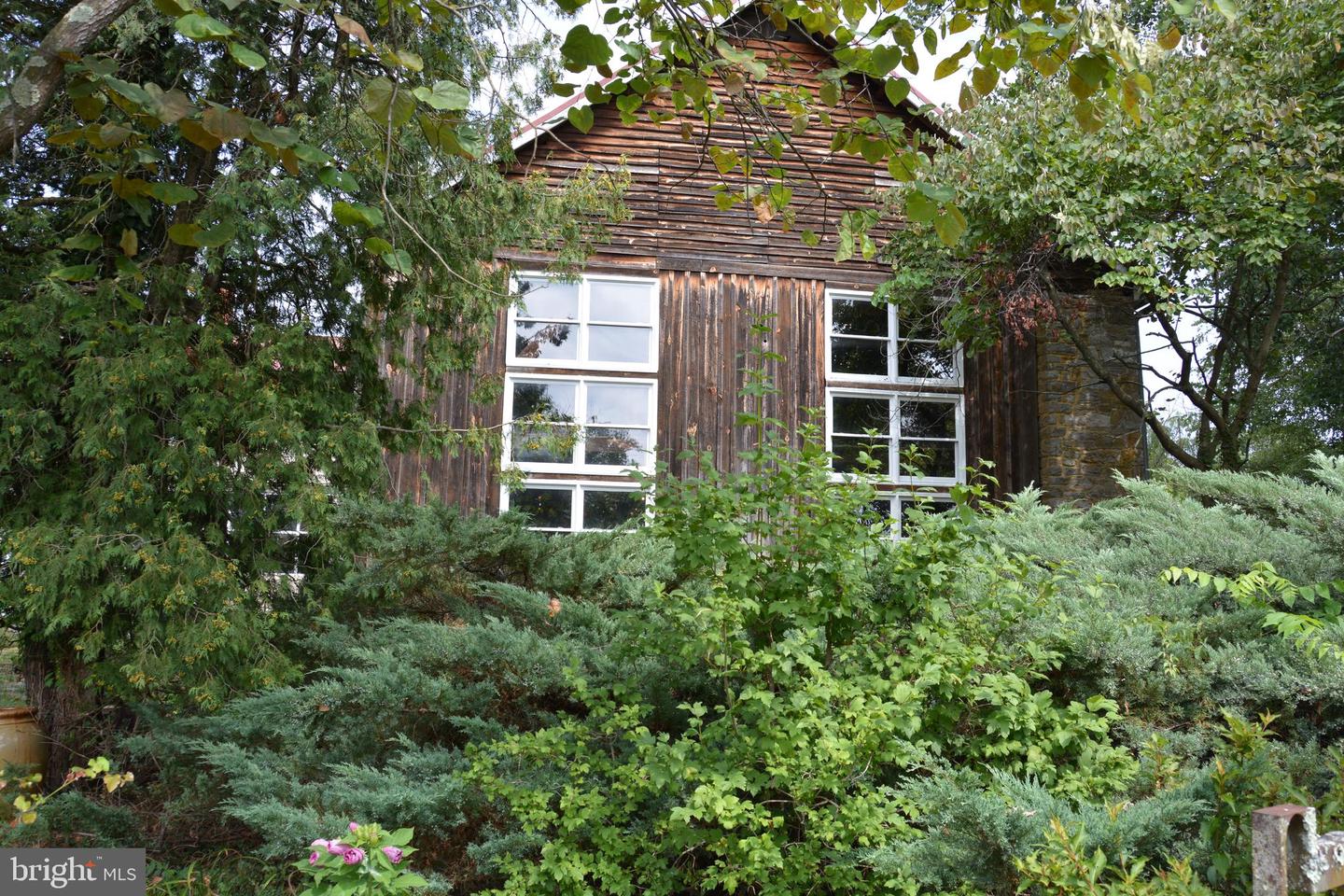 2431 Cedar Creek Grade Property Photo 7