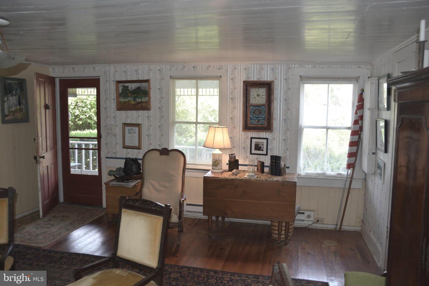 2431 Cedar Creek Grade Property Photo 10