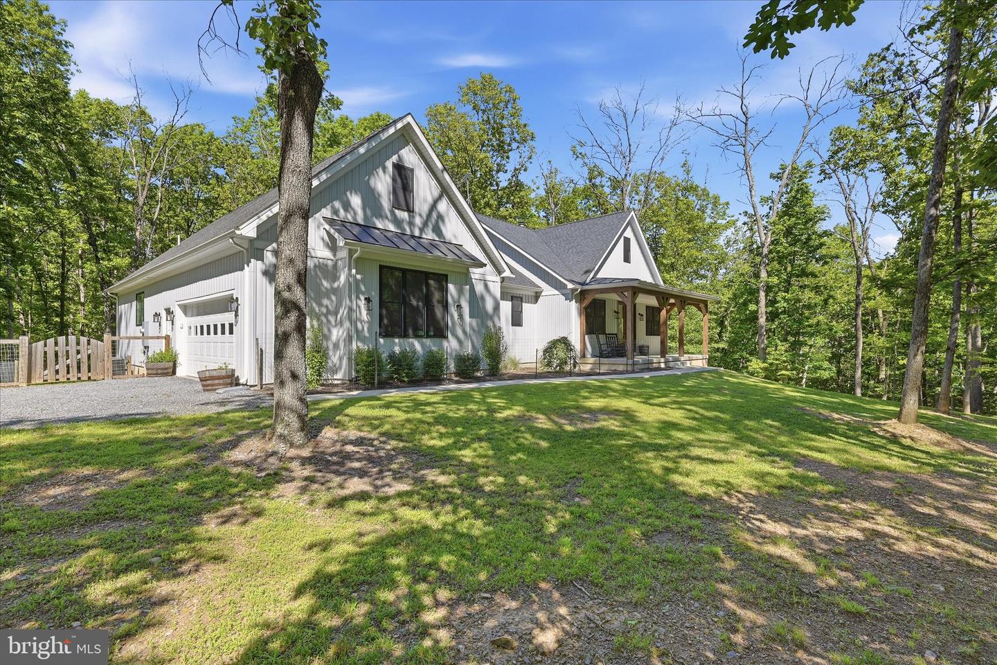 250 Creola Dr Property Photo 1