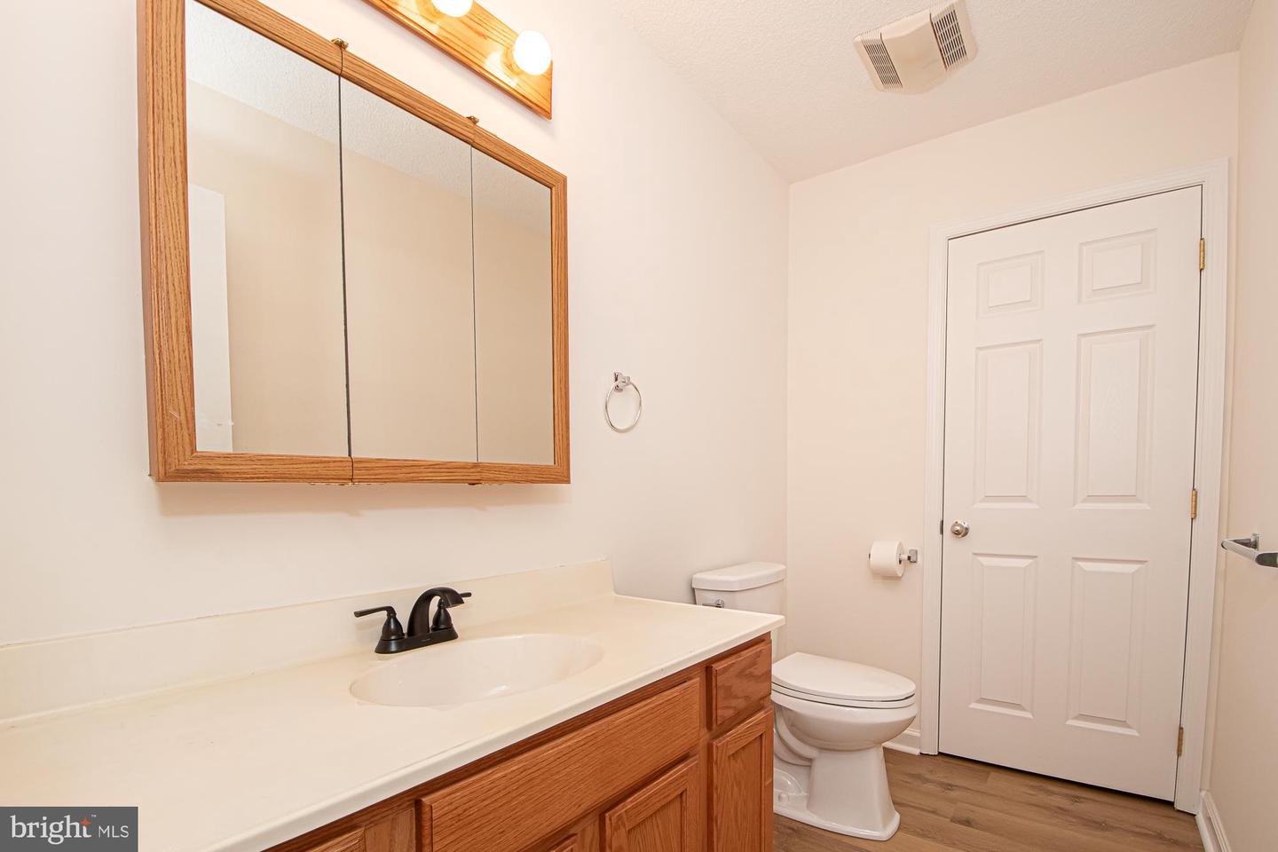 1001 N Timber Ridge Rd Property Photo 28