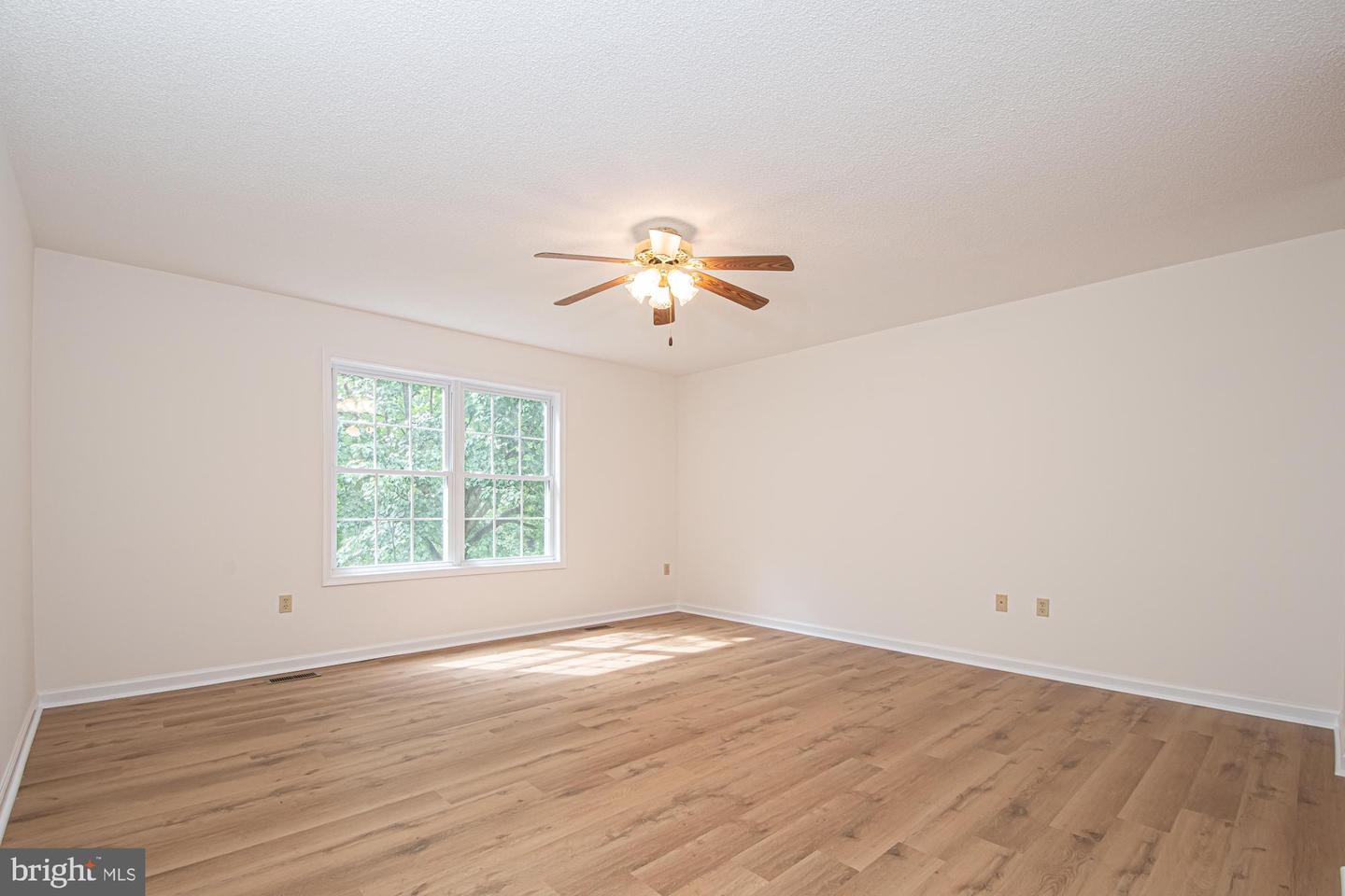 1001 N Timber Ridge Rd Property Photo 30