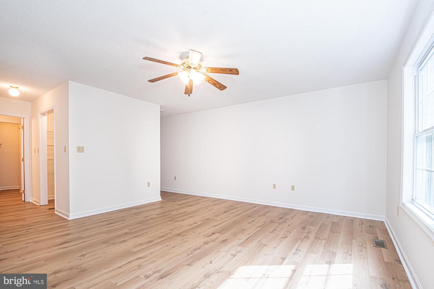1001 N Timber Ridge Rd Property Photo 32