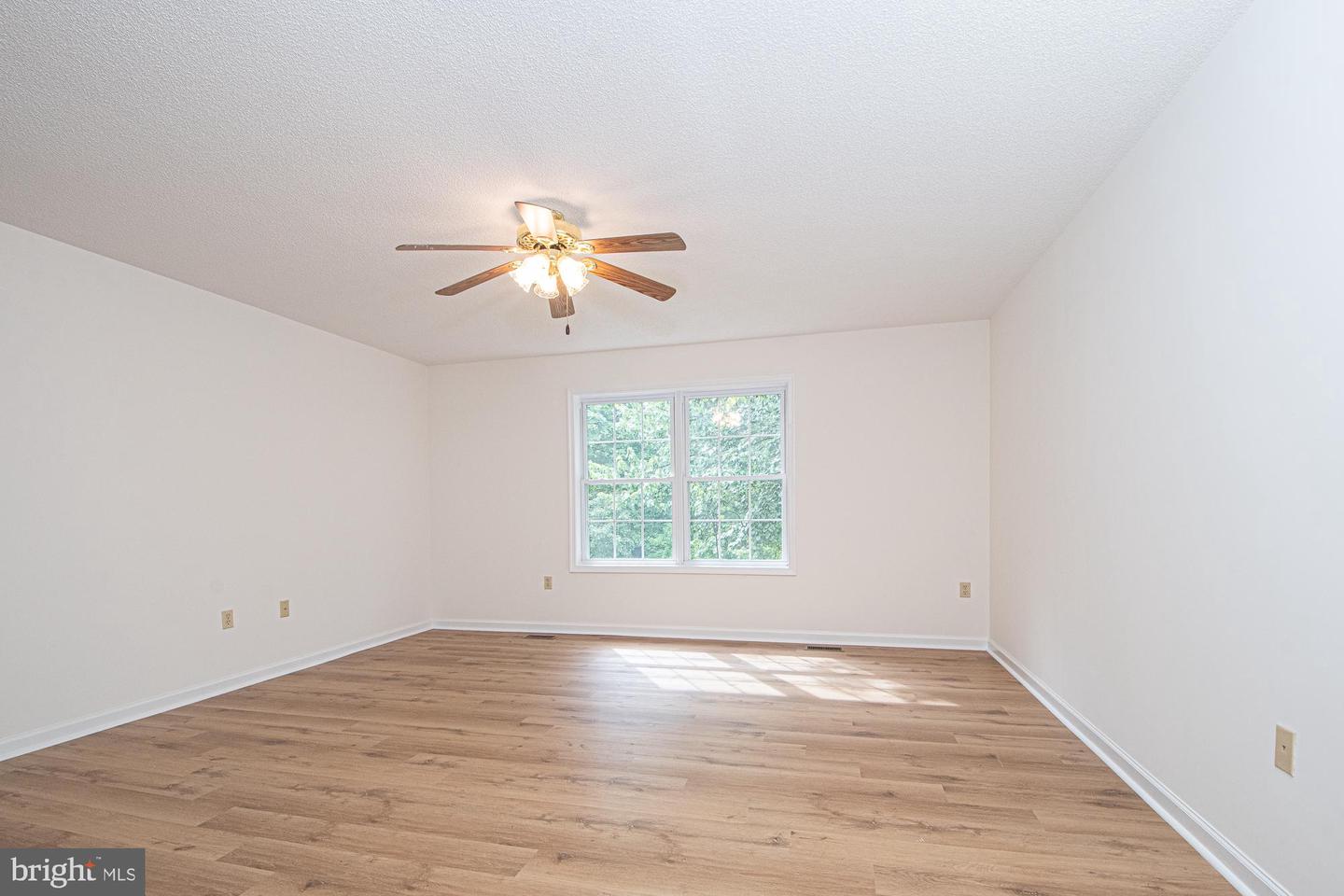 1001 N Timber Ridge Rd Property Photo 34