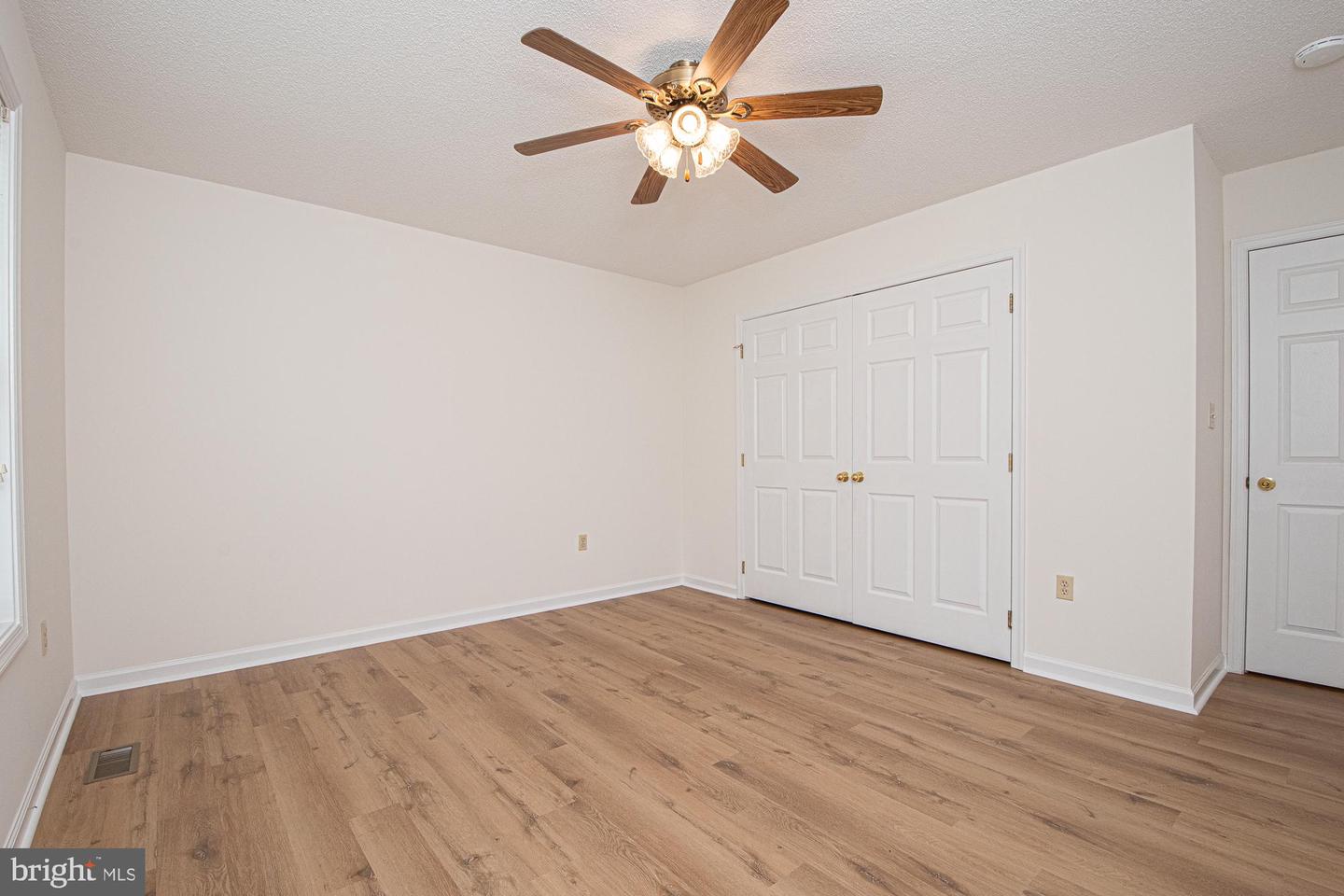 1001 N Timber Ridge Rd Property Photo 49