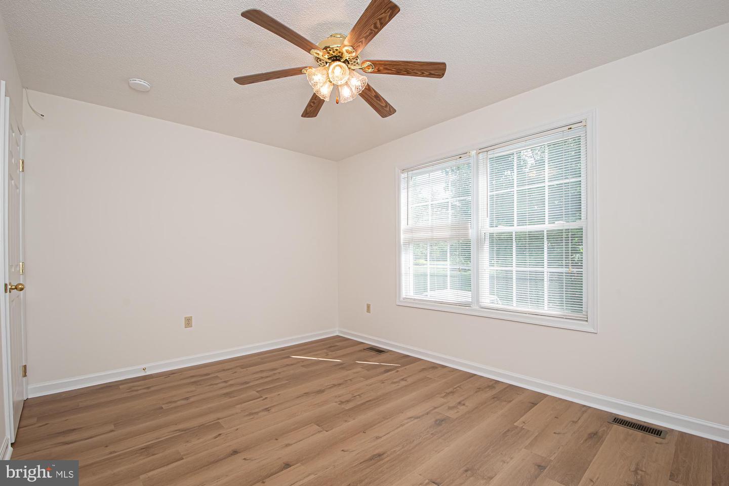1001 N Timber Ridge Rd Property Photo 55