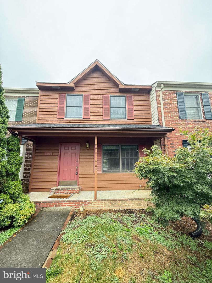 328 TUDOR DR Property Photo 1