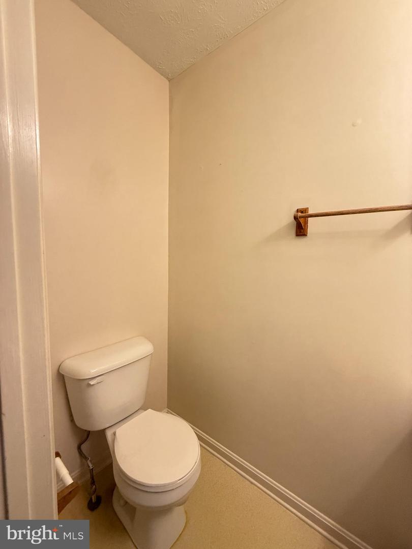 328 Tudor Dr Property Photo 9