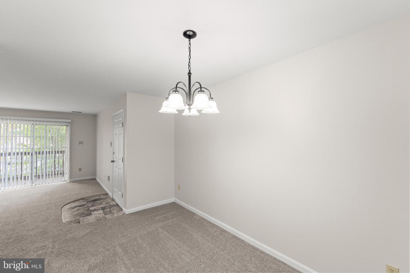 111-5 Timberlake Ter #5 Property Photo 4