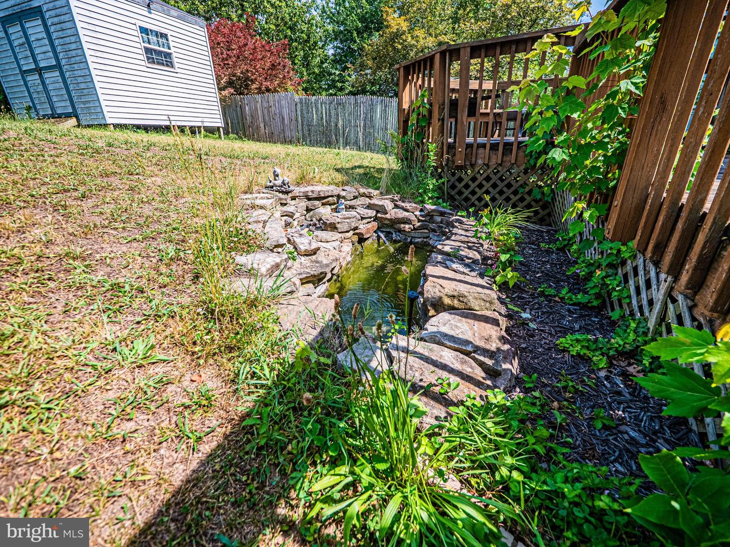 123 Etnam St Property Photo 33