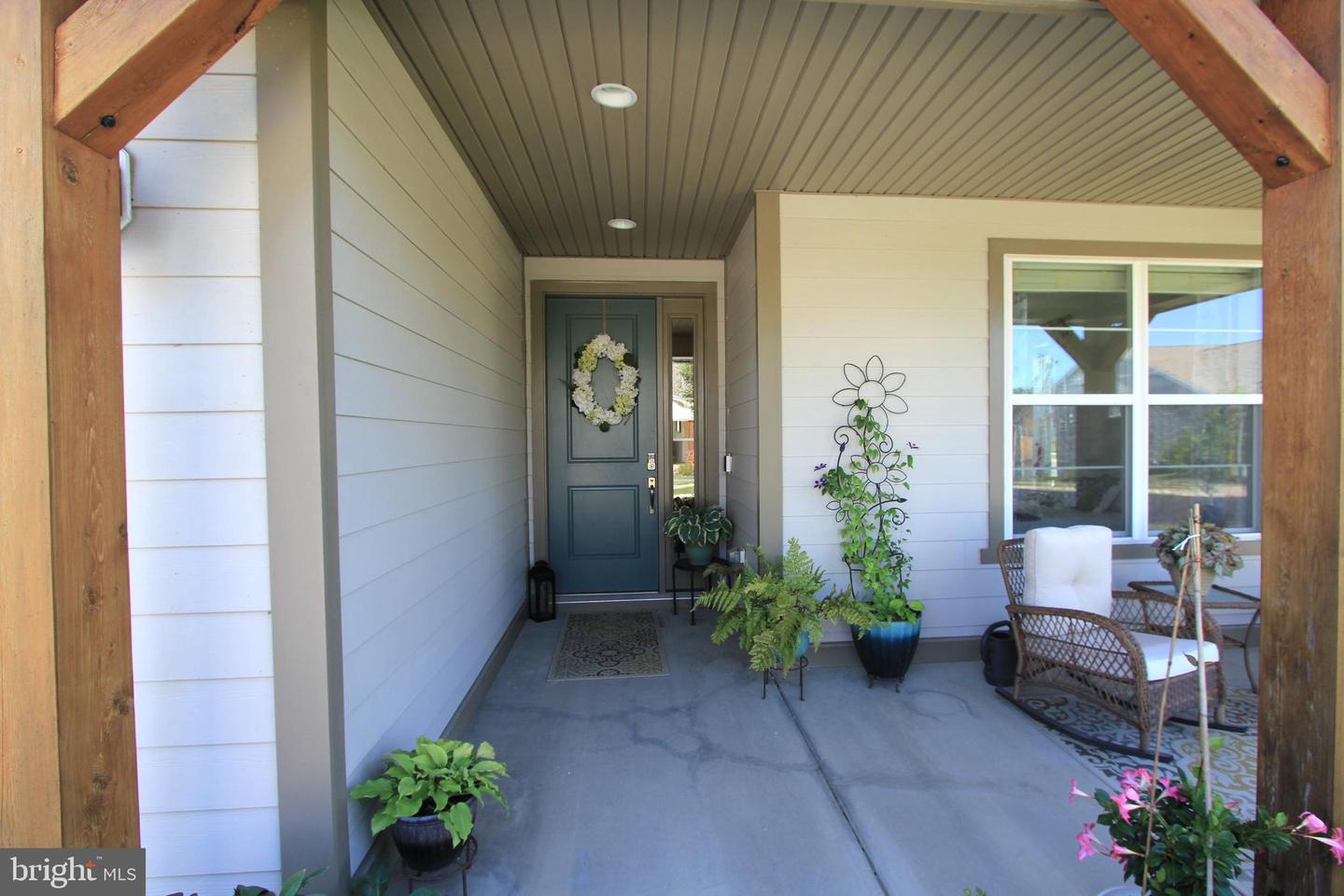 142 Milkweed Dr Property Photo 3