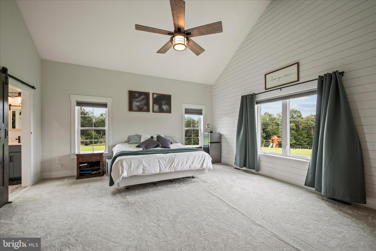 886 Middle Fork Rd Property Photo 6