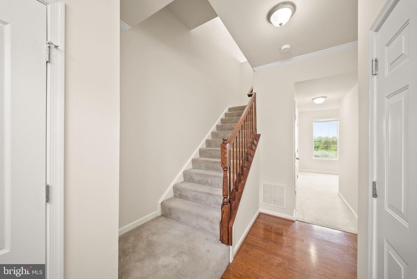 241 Schramm Loop Property Photo 8