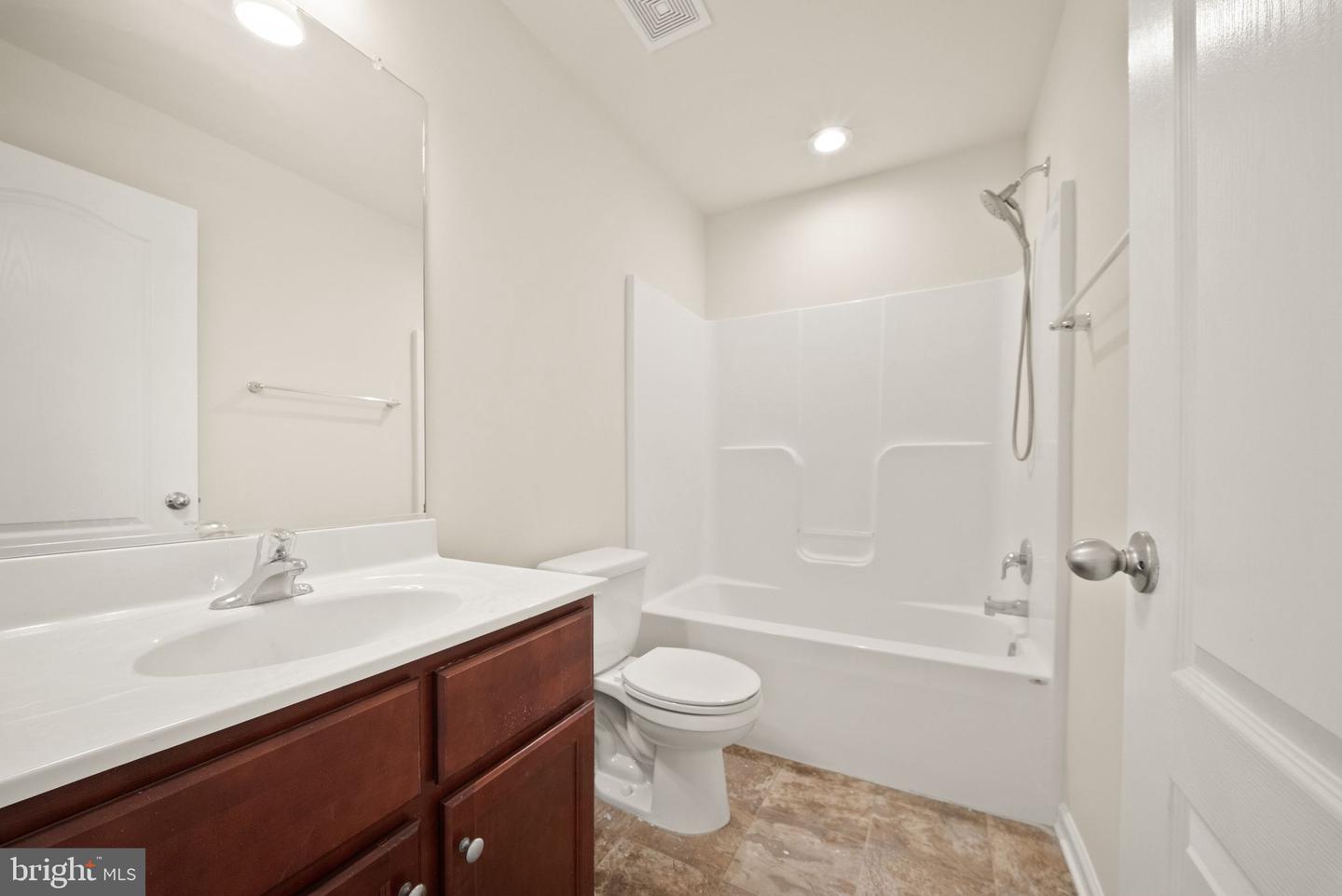 241 Schramm Loop Property Photo 33