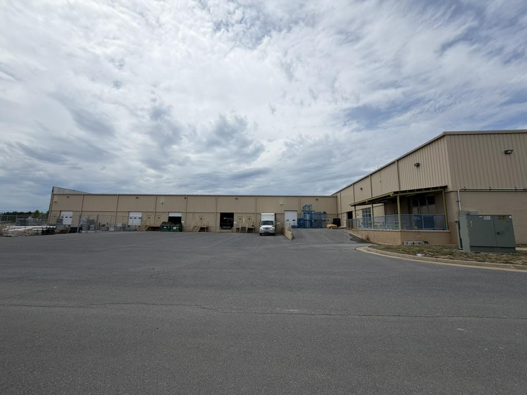 131 Frogale Ct Property Photo 3