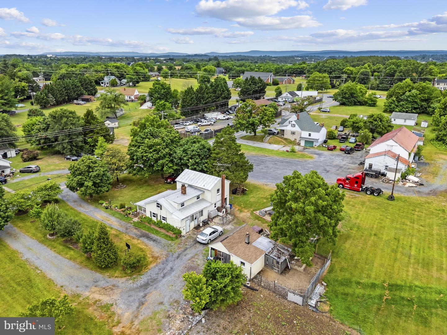 135 & 171 Bufflick Rd Property Photo 8