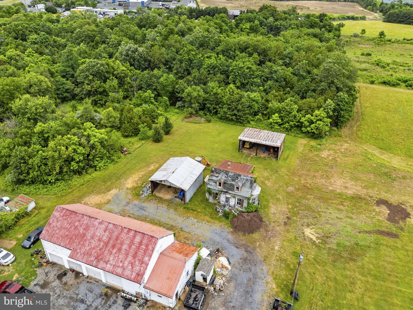 135 & 171 Bufflick Rd Property Photo 13
