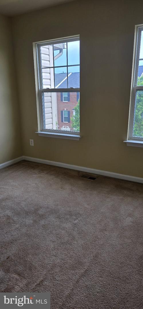 103 Argyle Ct Property Photo 4