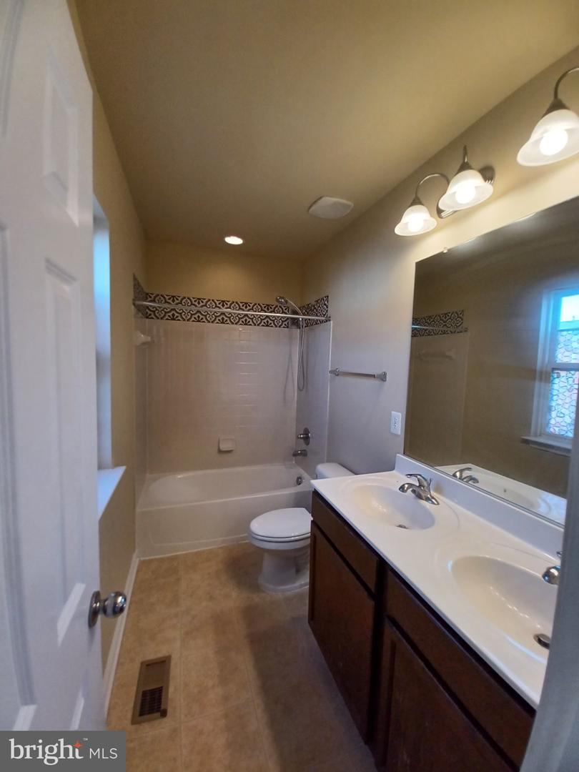 103 Argyle Ct Property Photo 21