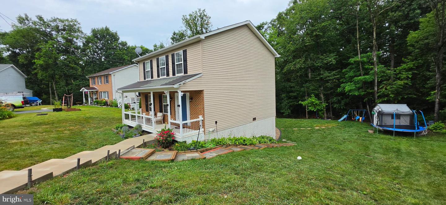 112 Ashley Dr Property Photo 12
