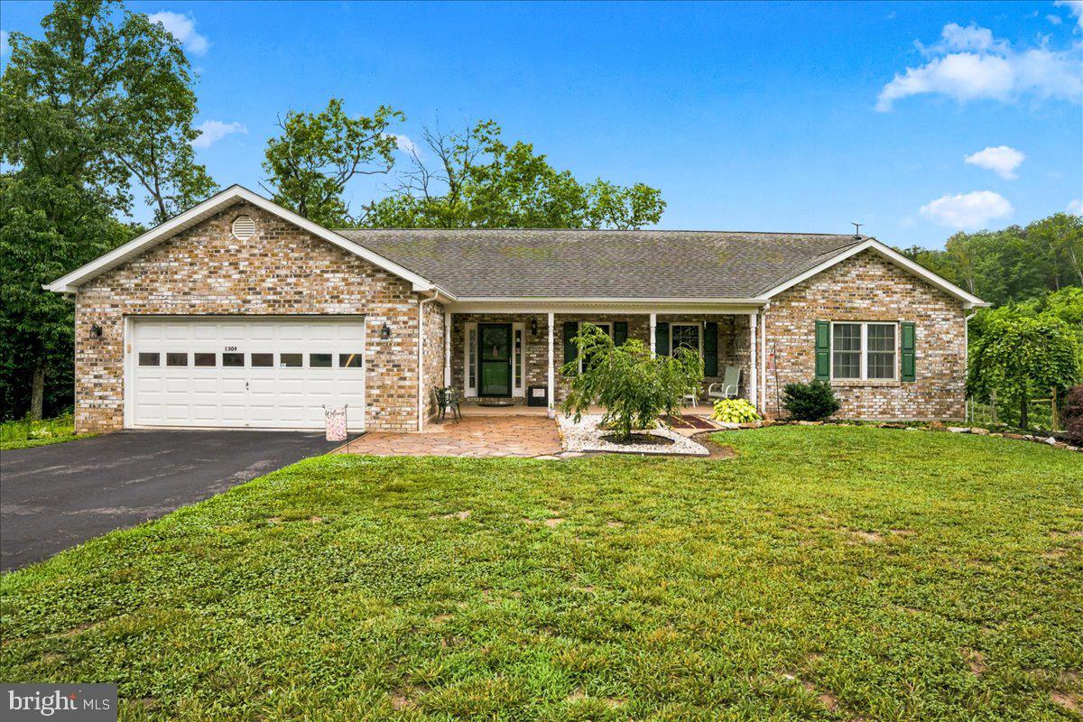 1309 Redland Rd Property Photo 8