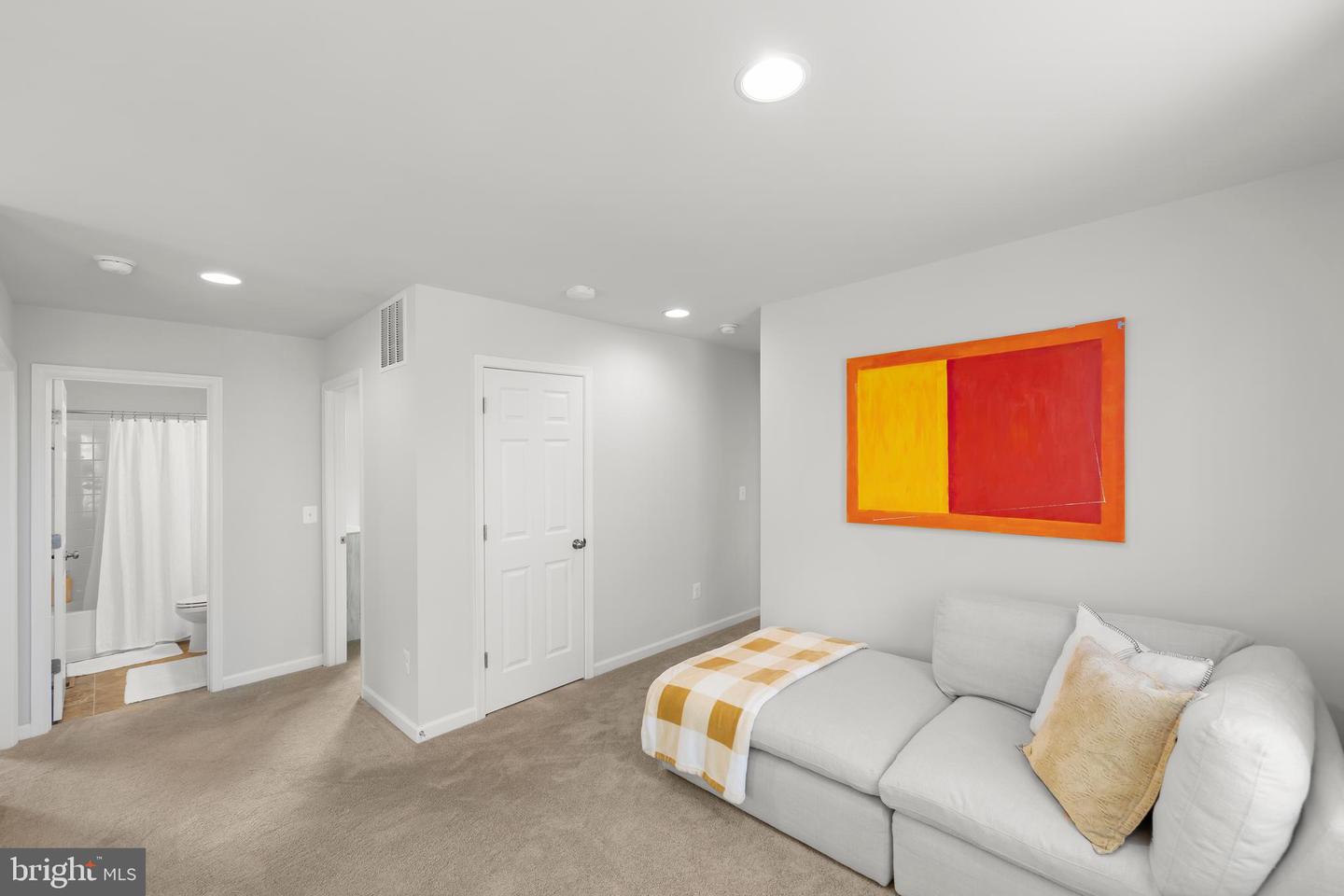 242 Barrister St Property Photo 26