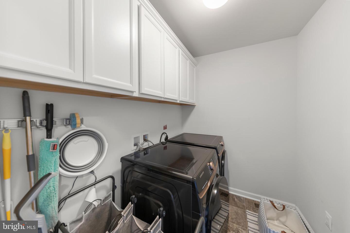 242 Barrister St Property Photo 38