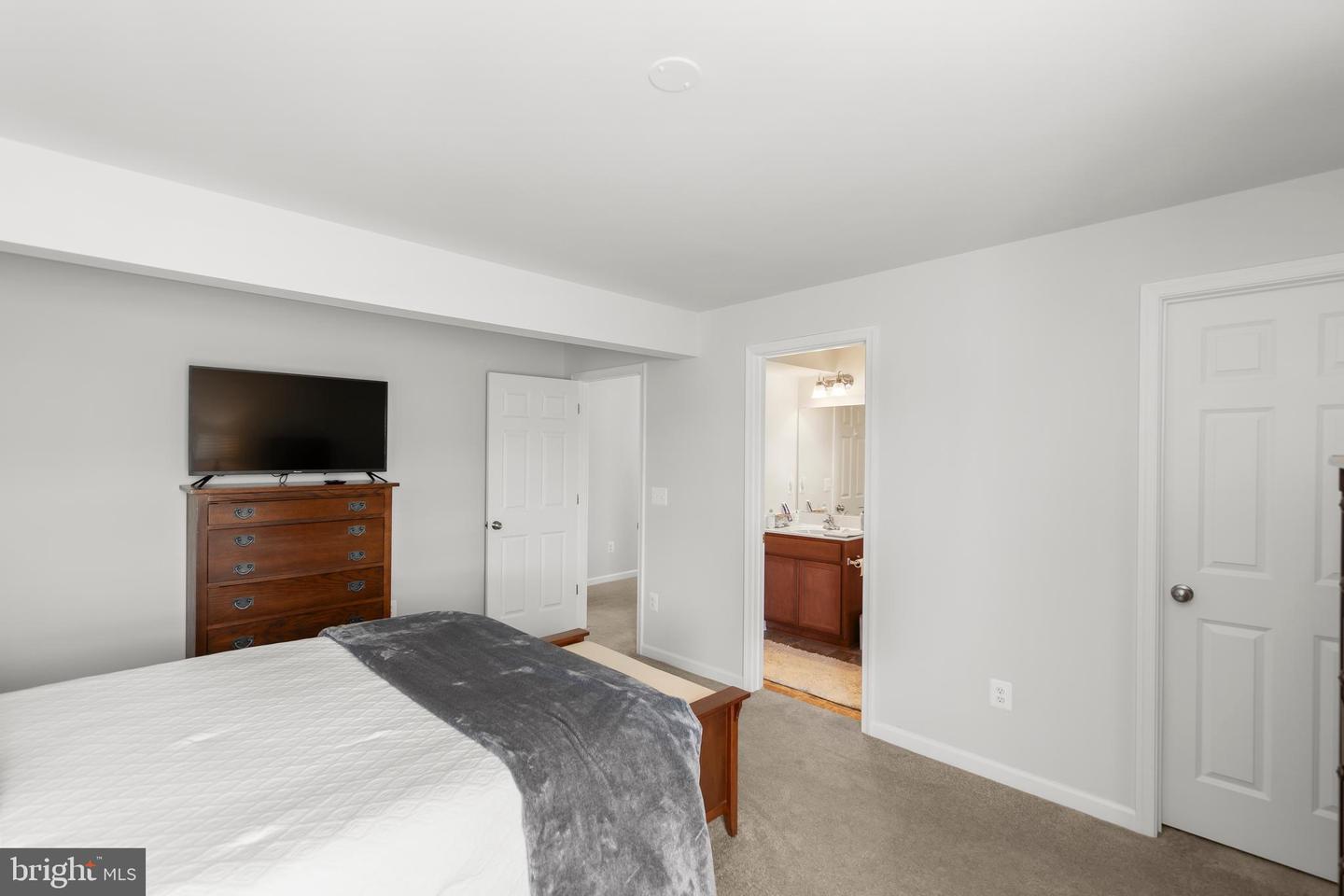 242 Barrister St Property Photo 46