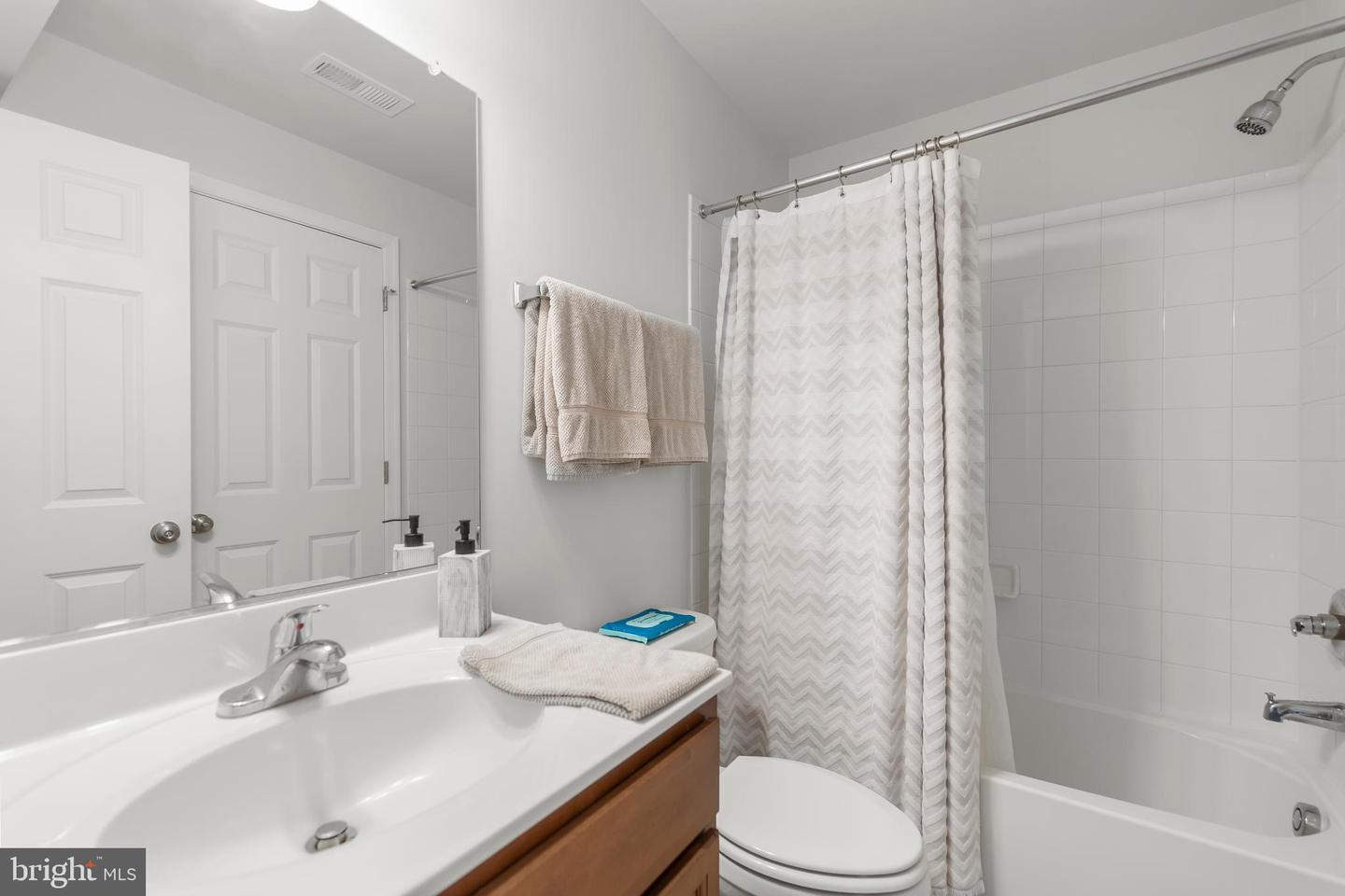 242 Barrister St Property Photo 47