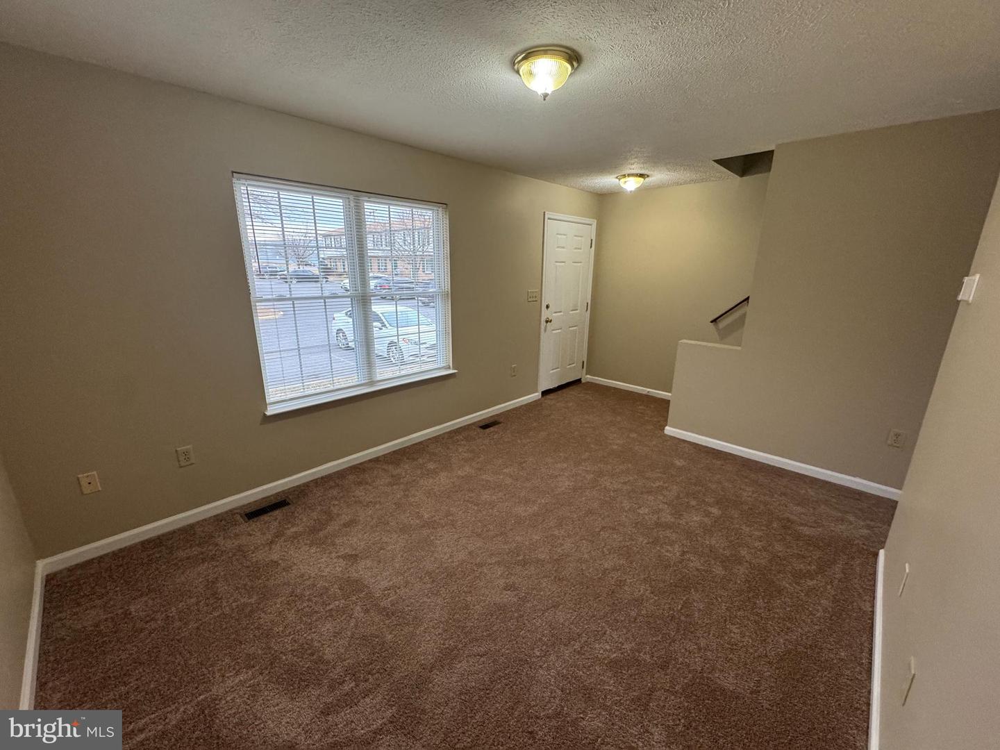 544 Allston Circle Property Photo 3