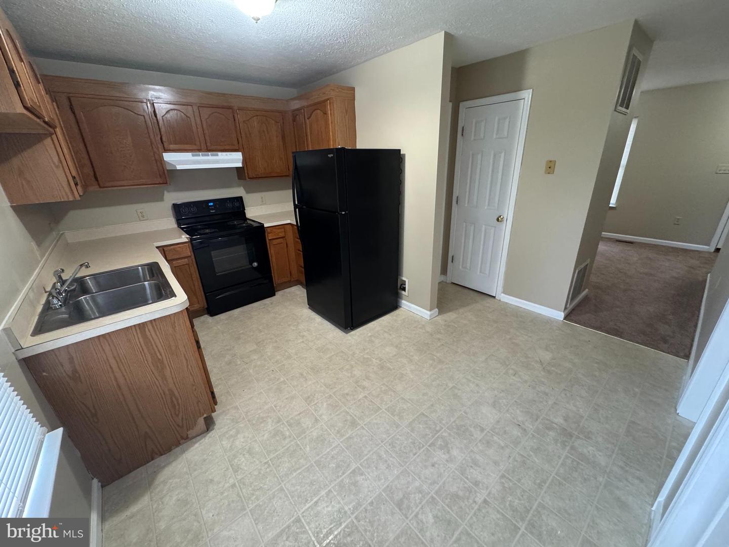 544 Allston Circle Property Photo 5