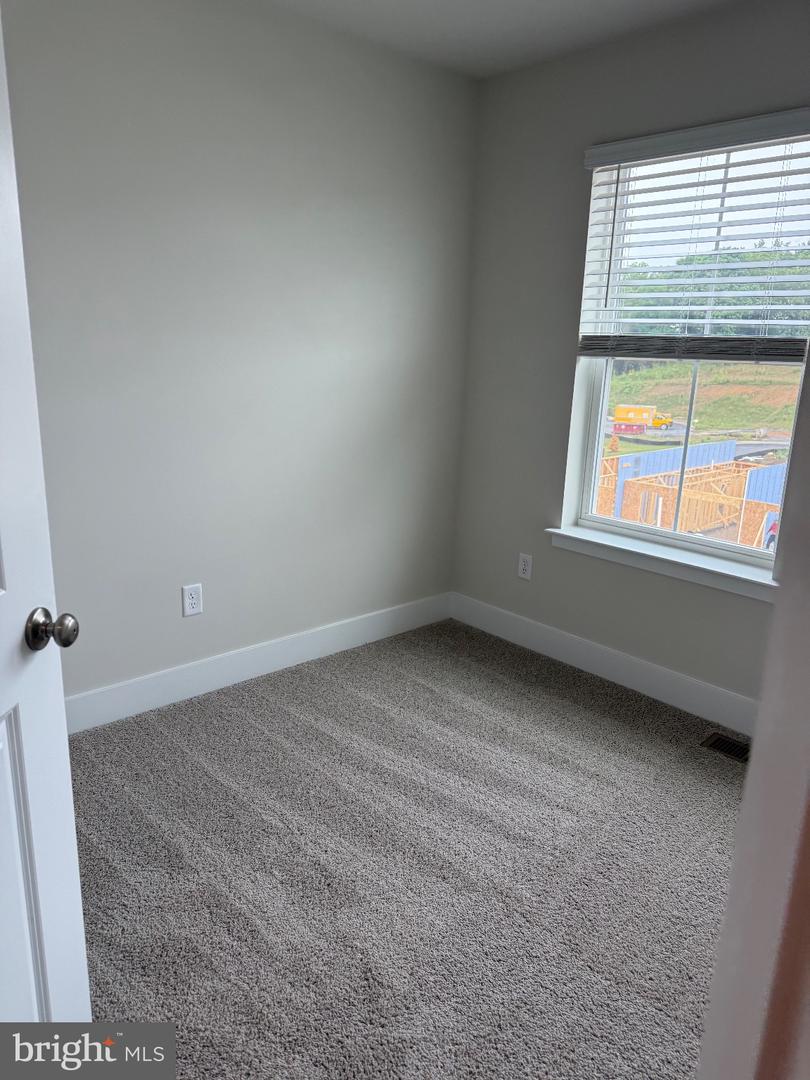 178 Sioux Loop Property Photo 11