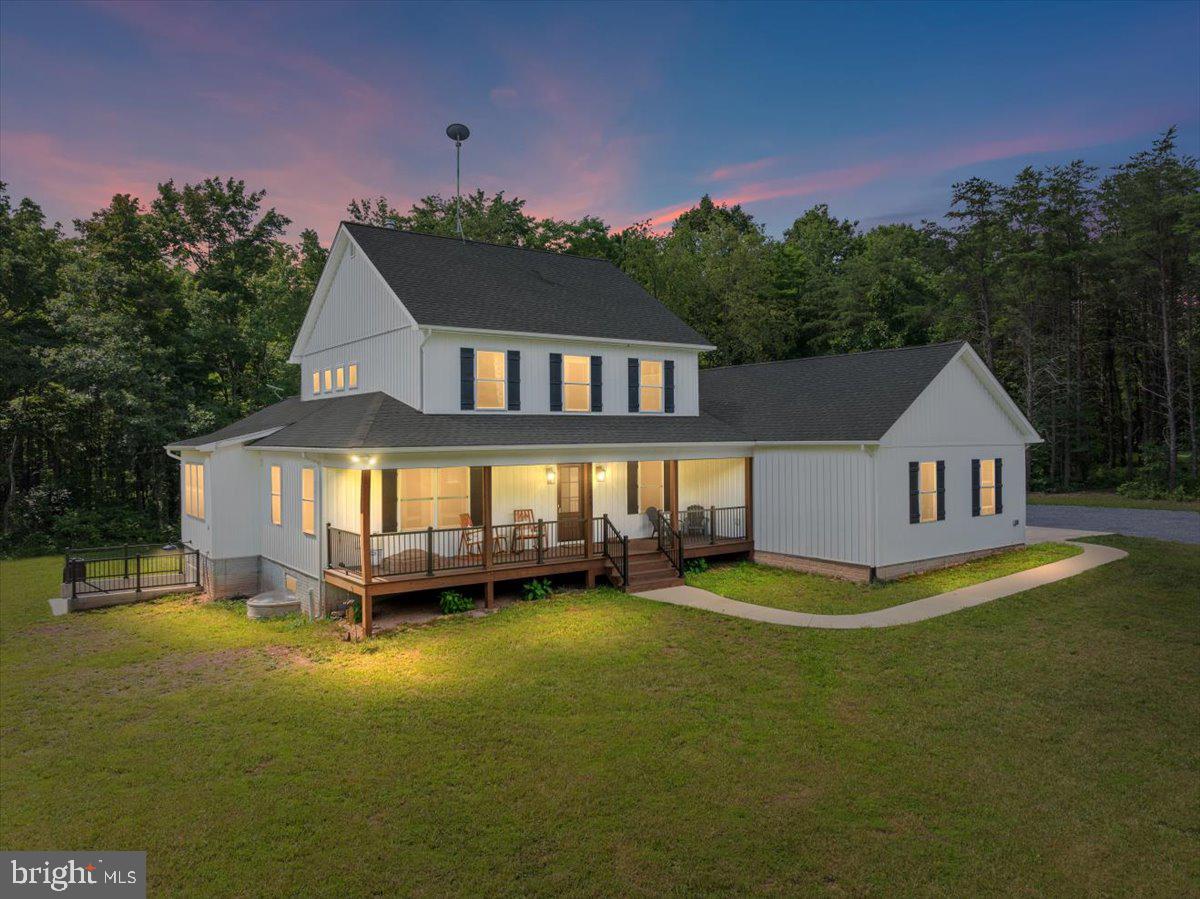 243 Vesper Property Photo 1