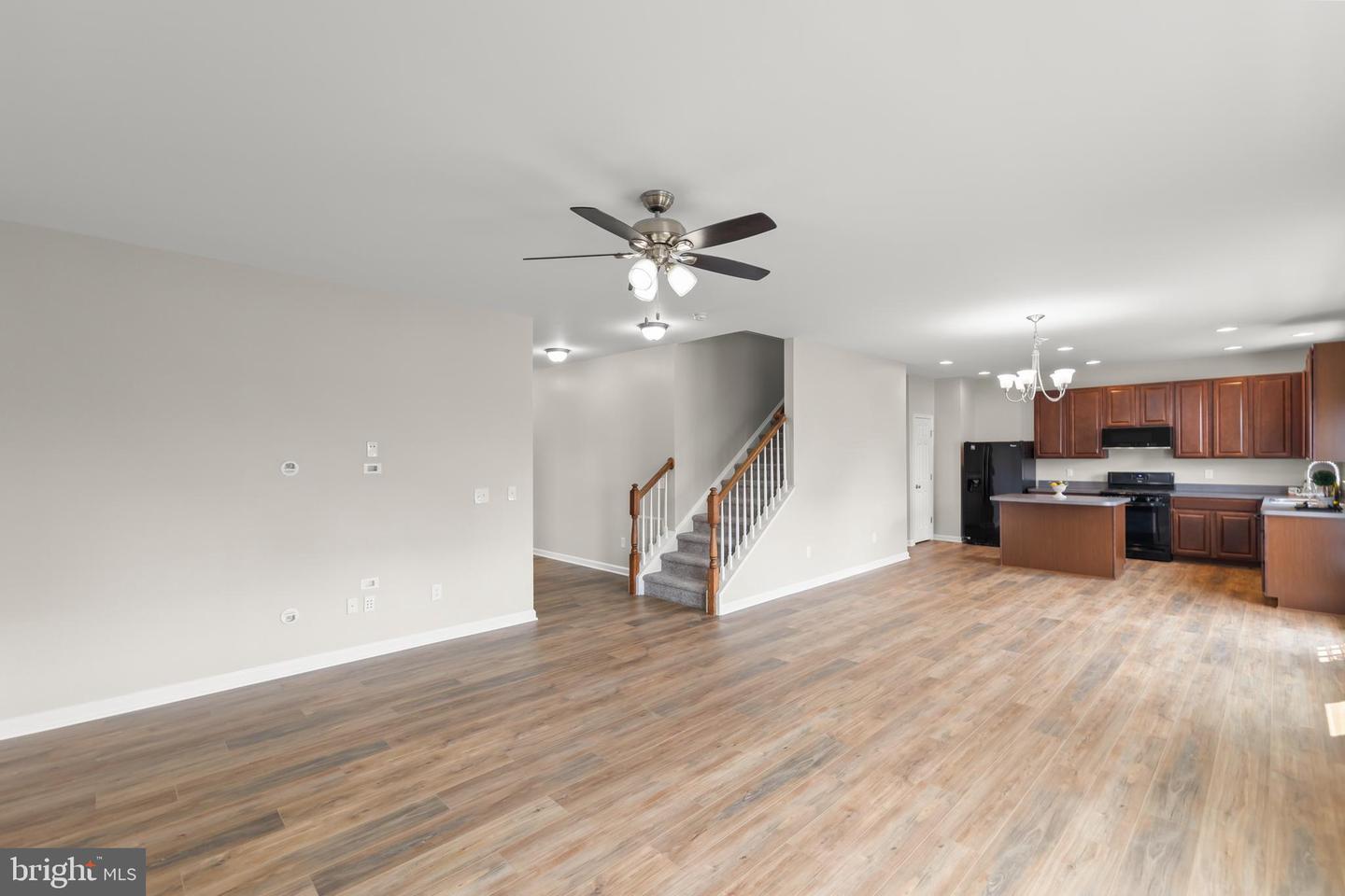 107 Norwich Ct Property Photo 12