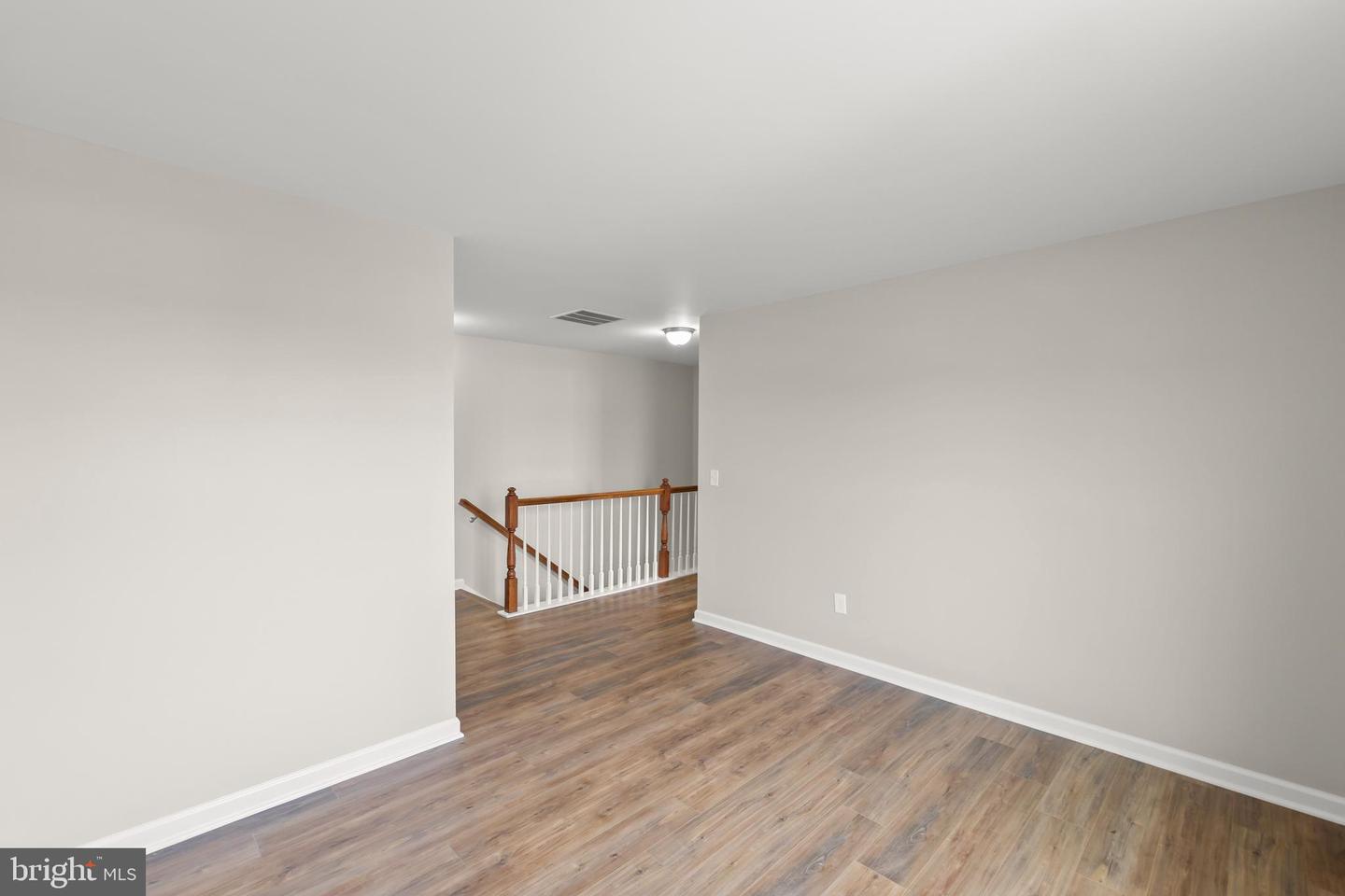 107 Norwich Ct Property Photo 21
