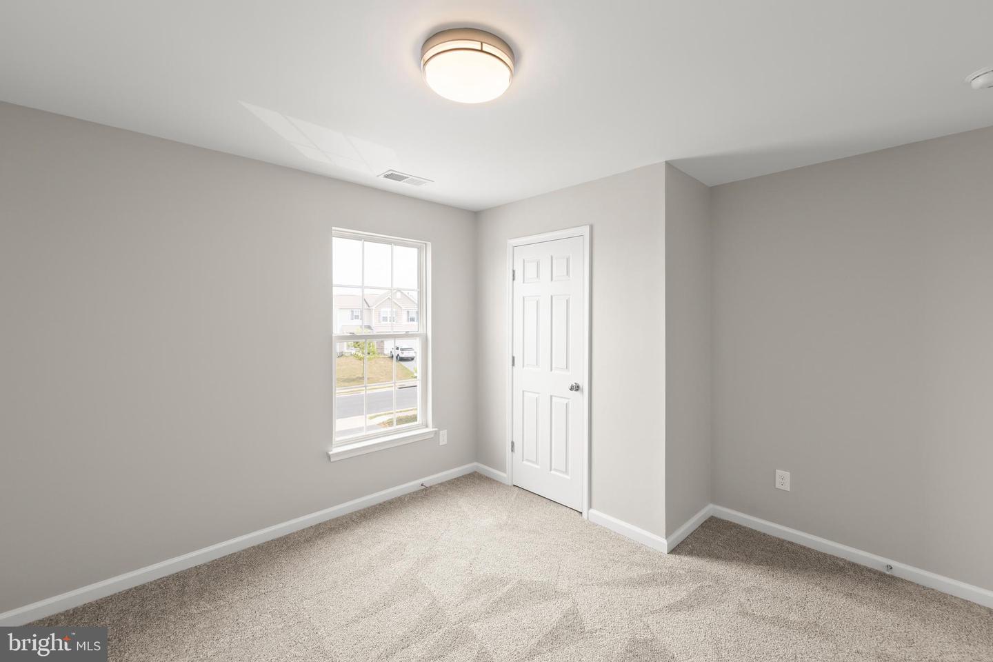 107 Norwich Ct Property Photo 27