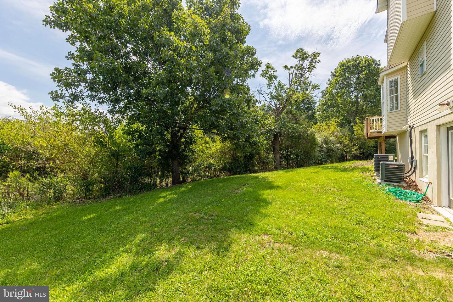 105 Vale Ct Property Photo 4