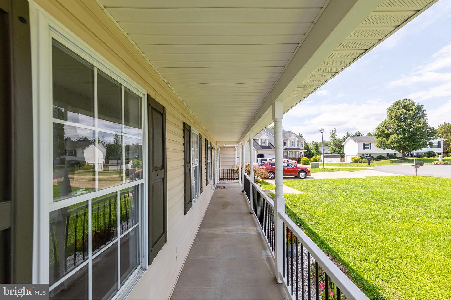105 Vale Ct Property Photo 8
