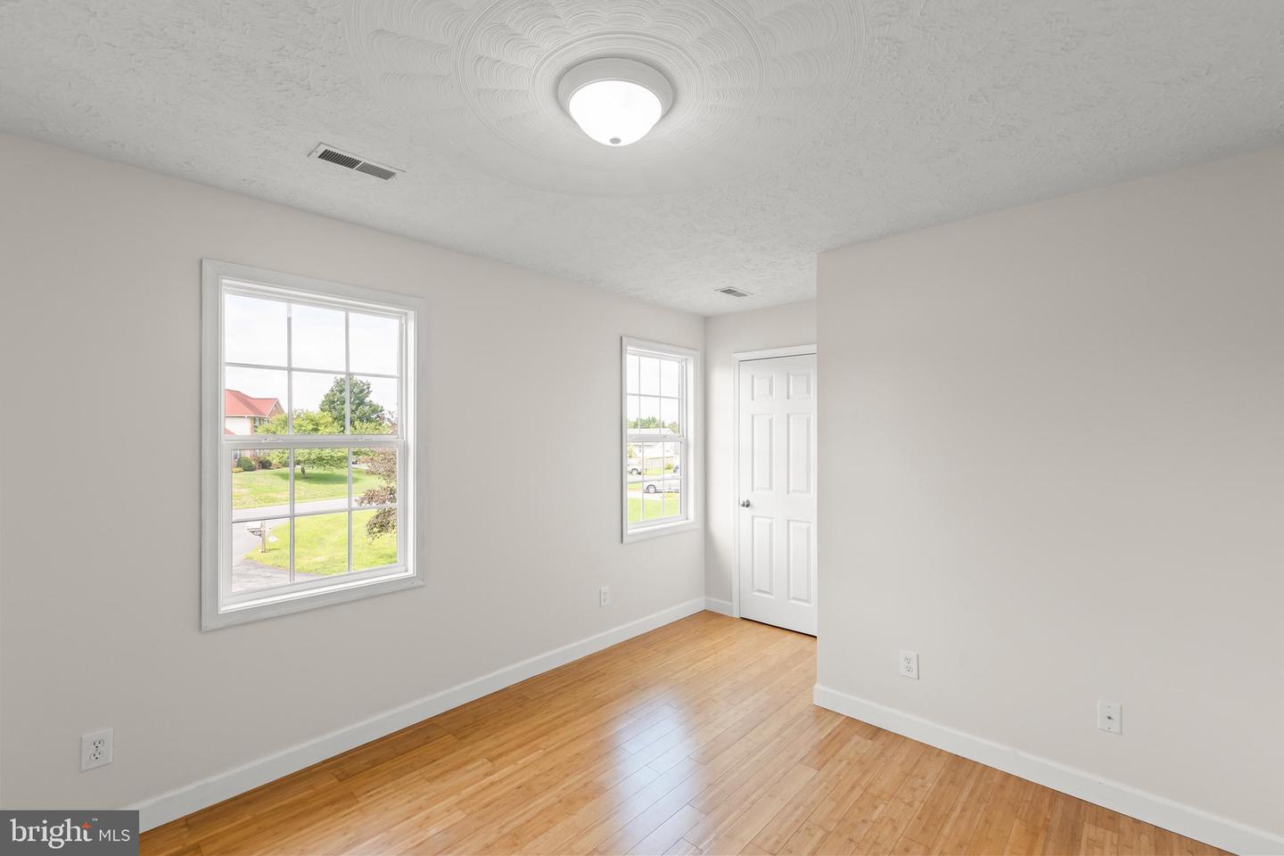 105 Vale Ct Property Photo 40