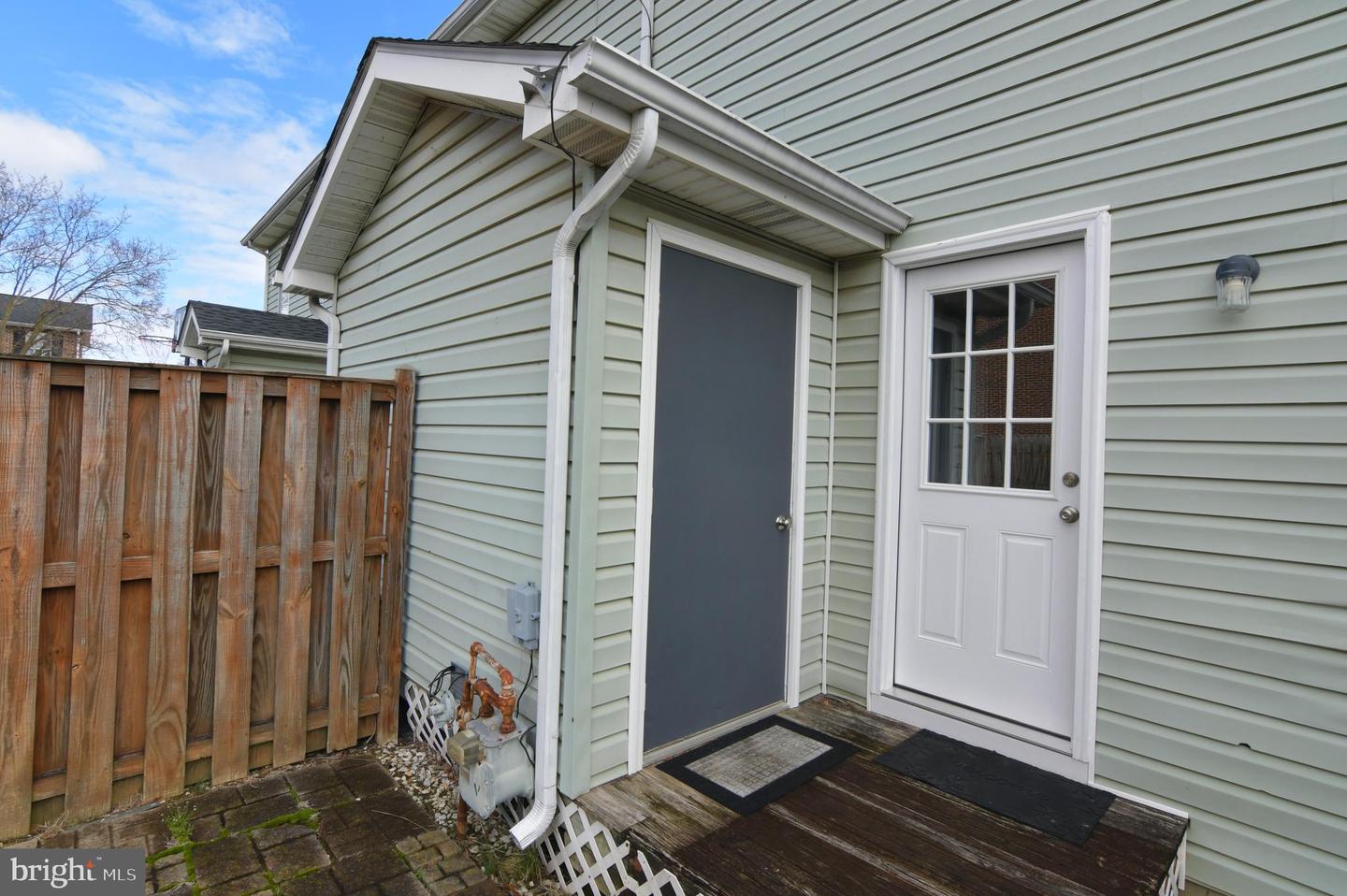 311 Willowbrook Ct Property Photo 9