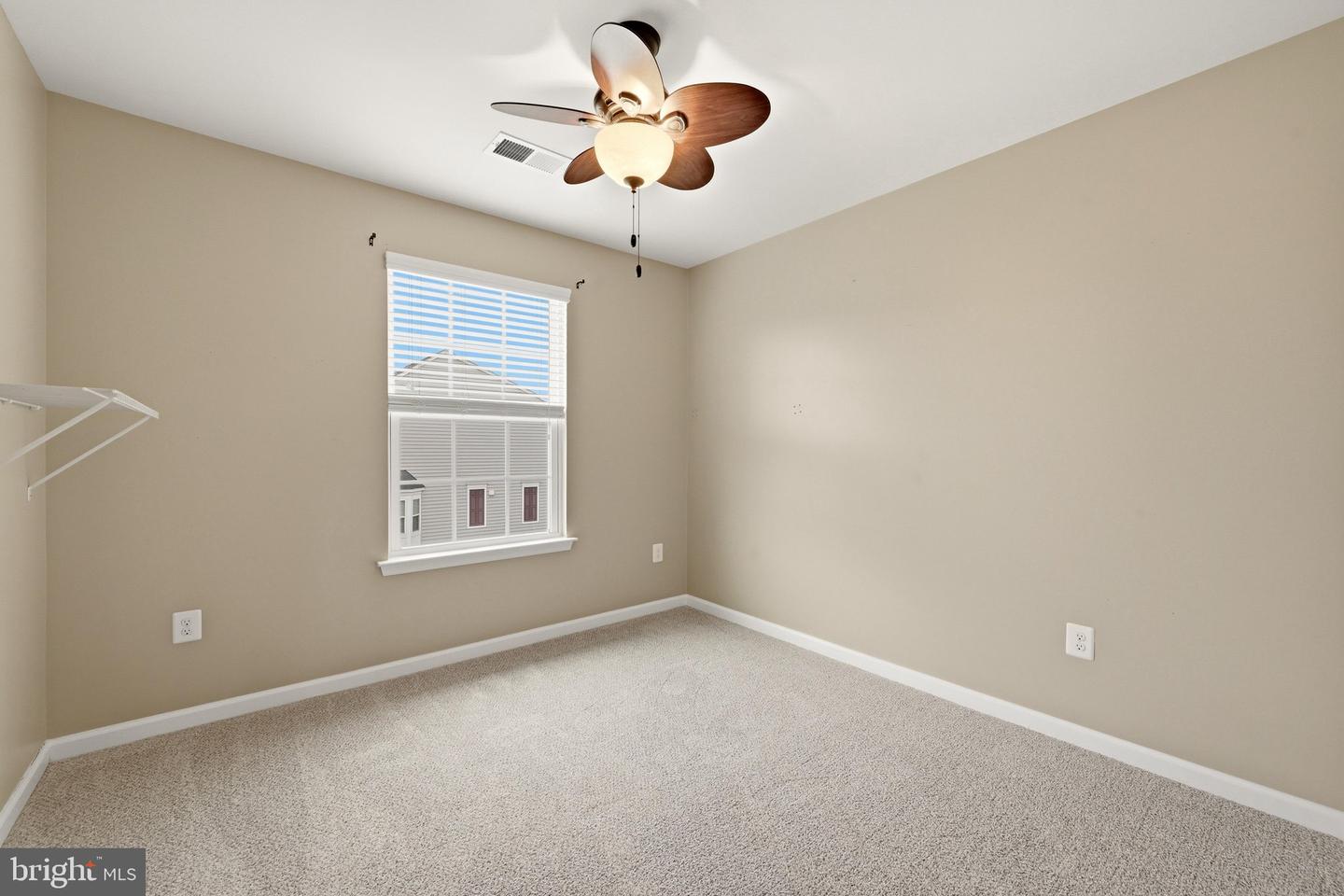 105 Fritillary Ct Property Photo 32