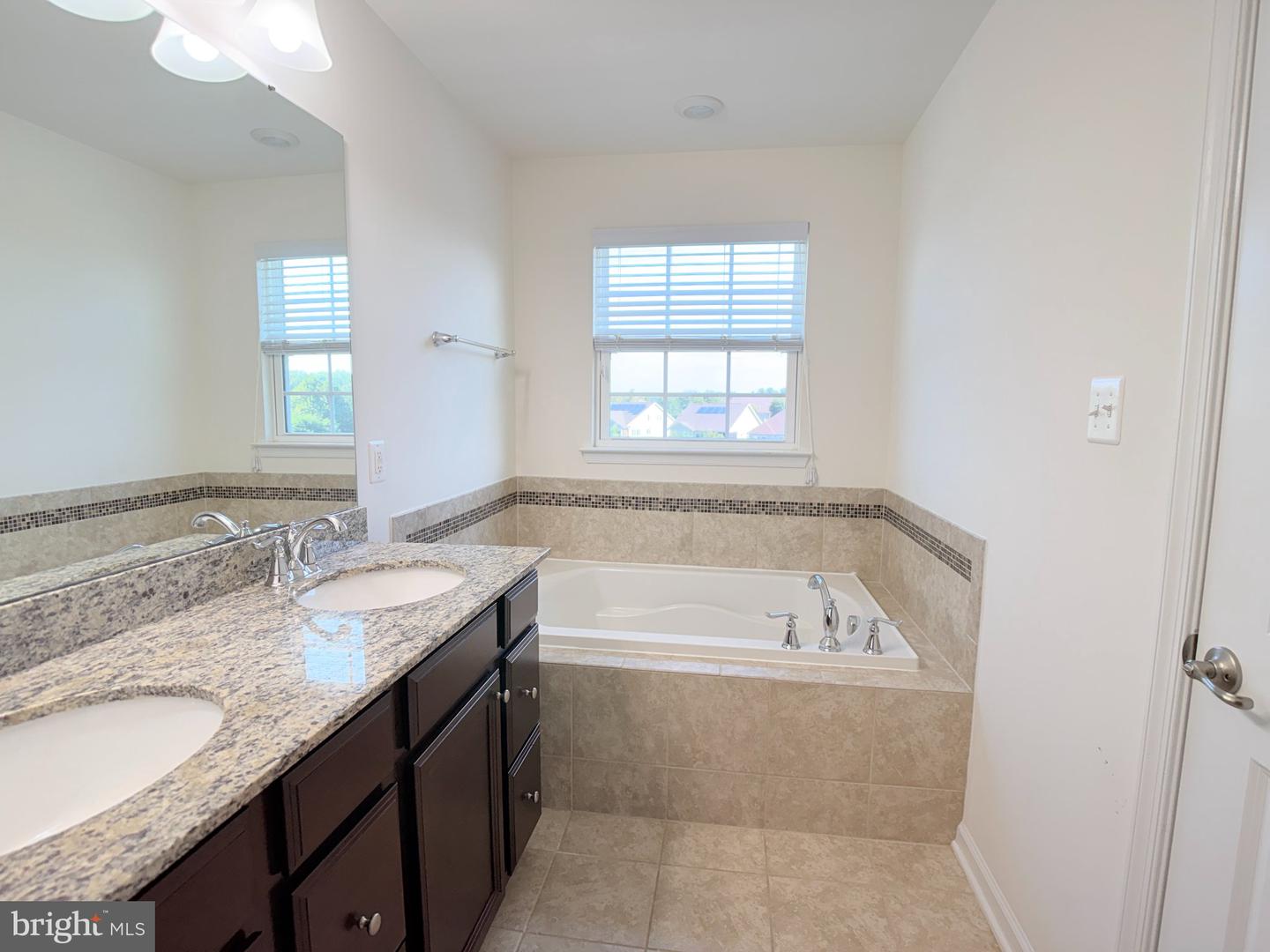 152 Trout Lily Dr Property Photo 5