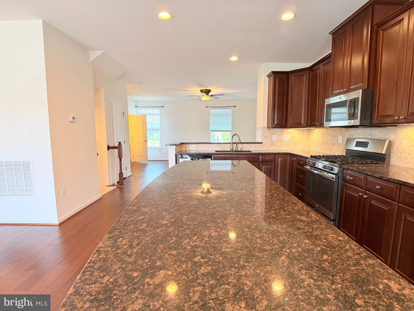 152 Trout Lily Dr Property Photo 6