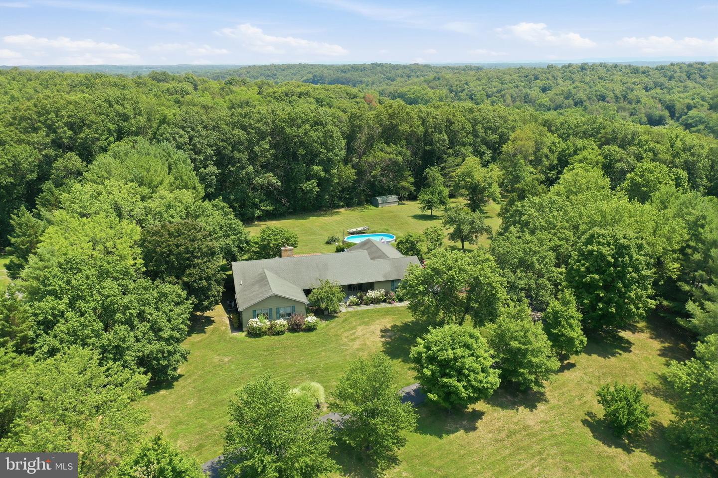 414 Devils Backbone Olook Property Photo 8