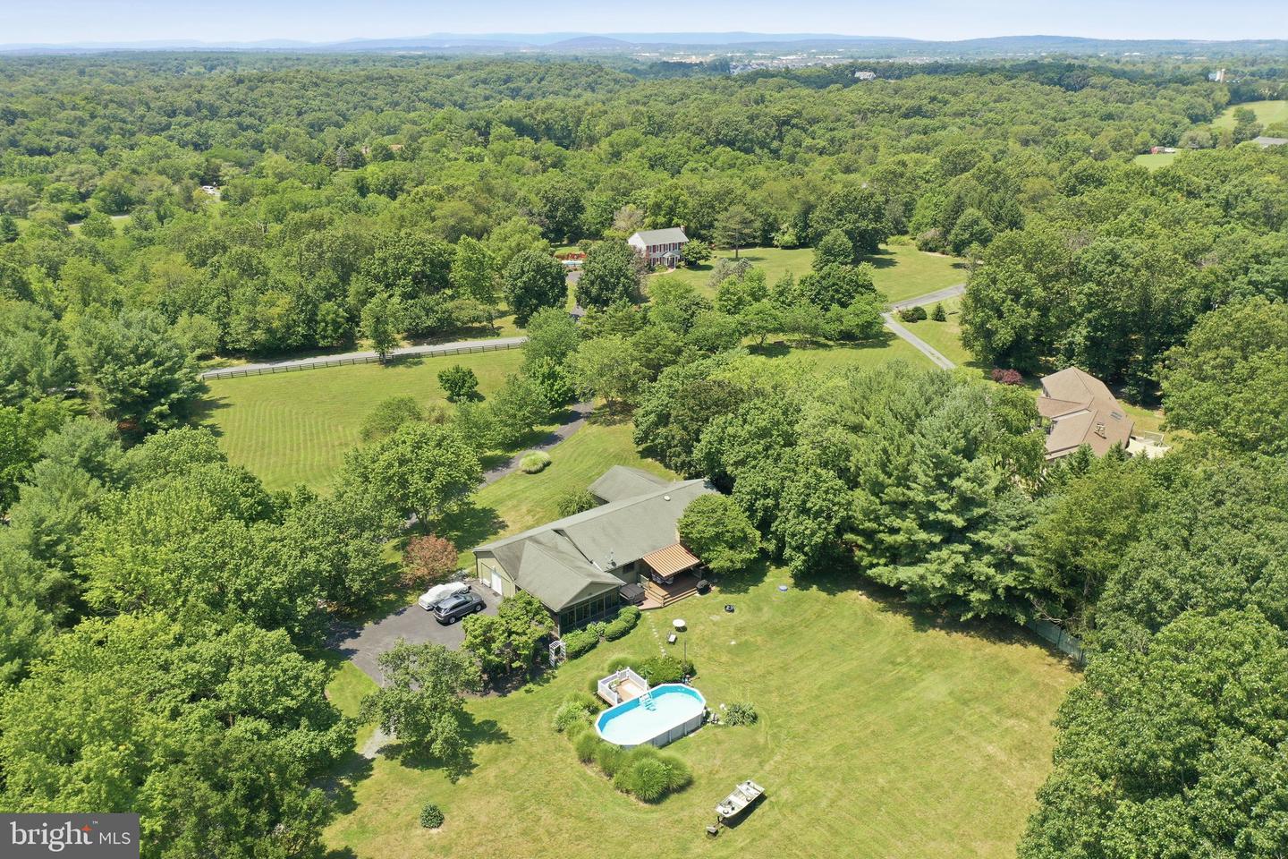 414 Devils Backbone Olook Property Photo 12