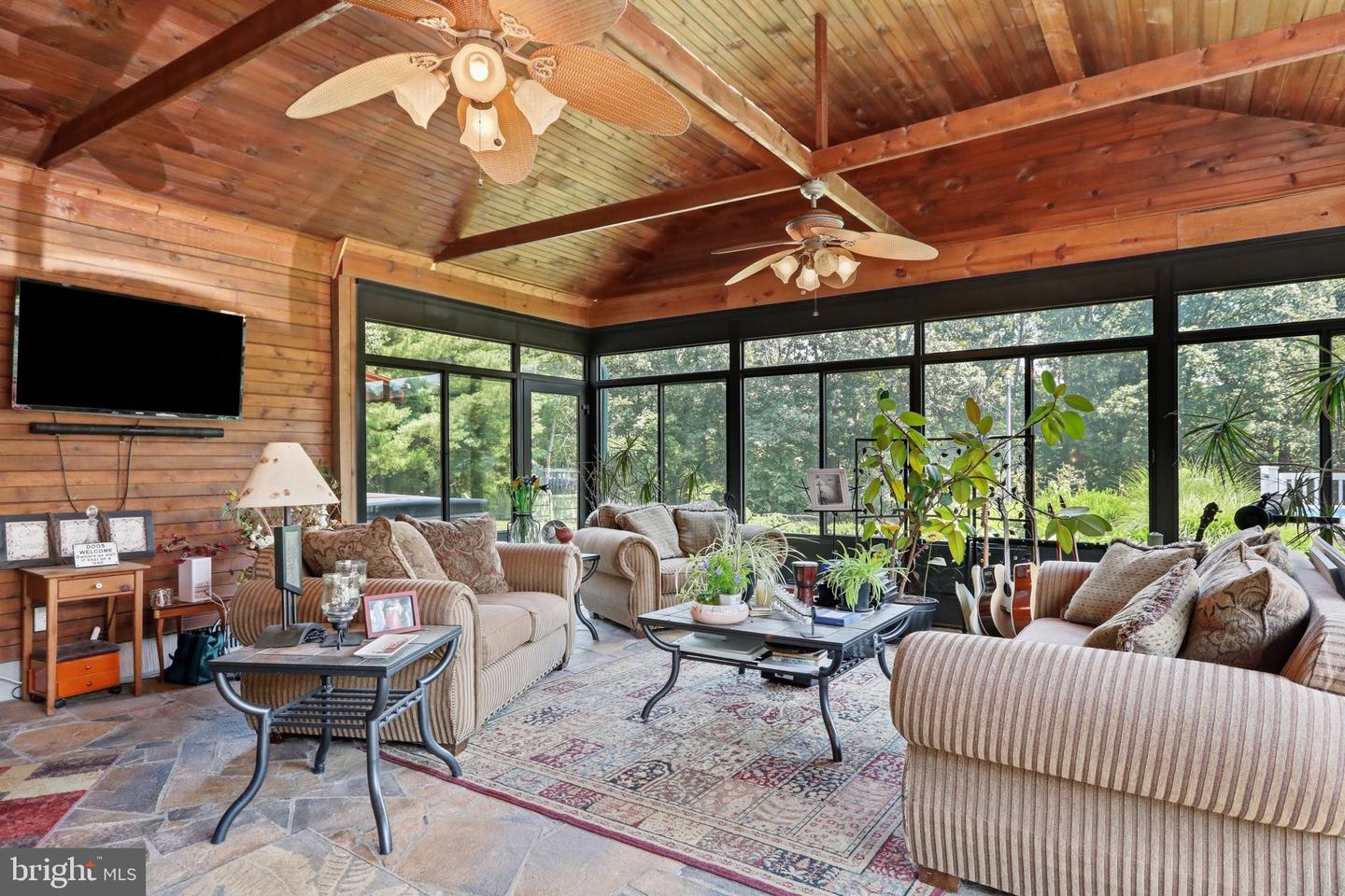 414 Devils Backbone Olook Property Photo 30