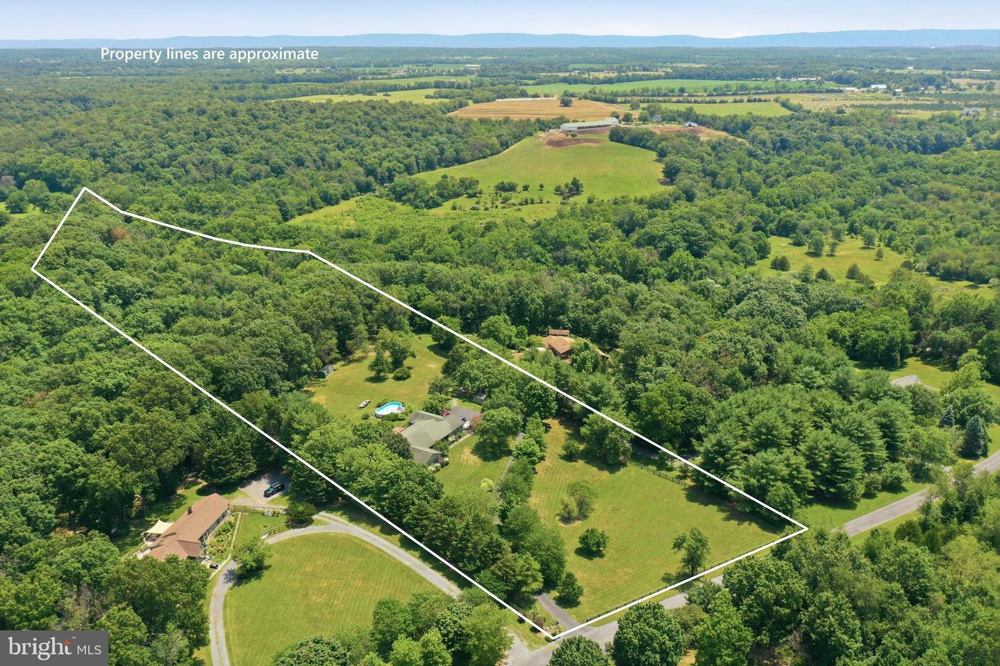 414 Devils Backbone Olook Property Photo 64