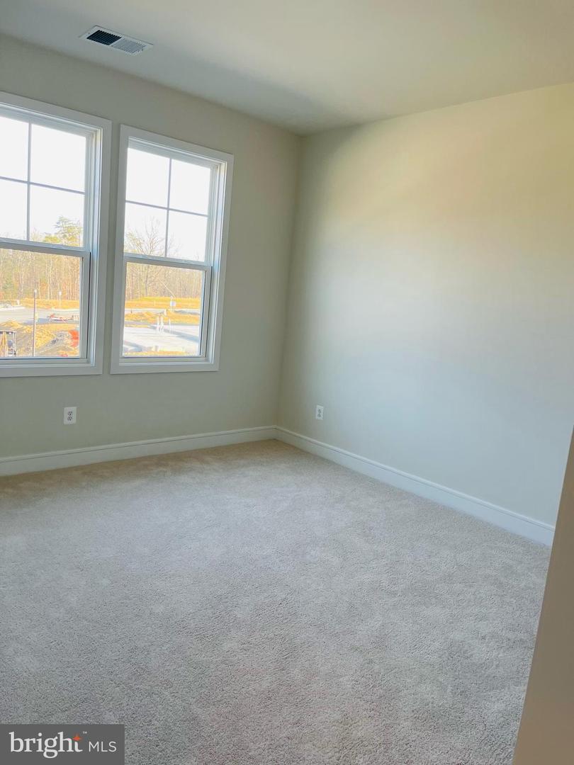106 Choke Cherry Ct Property Photo 13