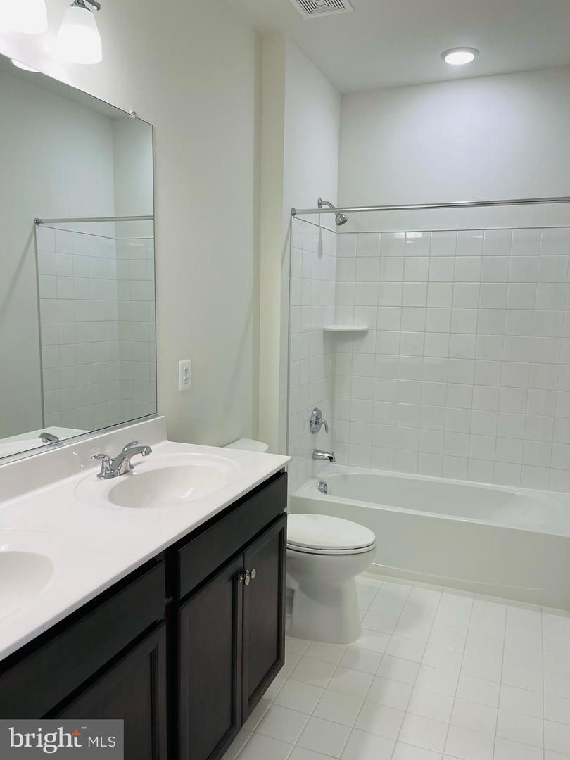 106 Choke Cherry Ct Property Photo 15